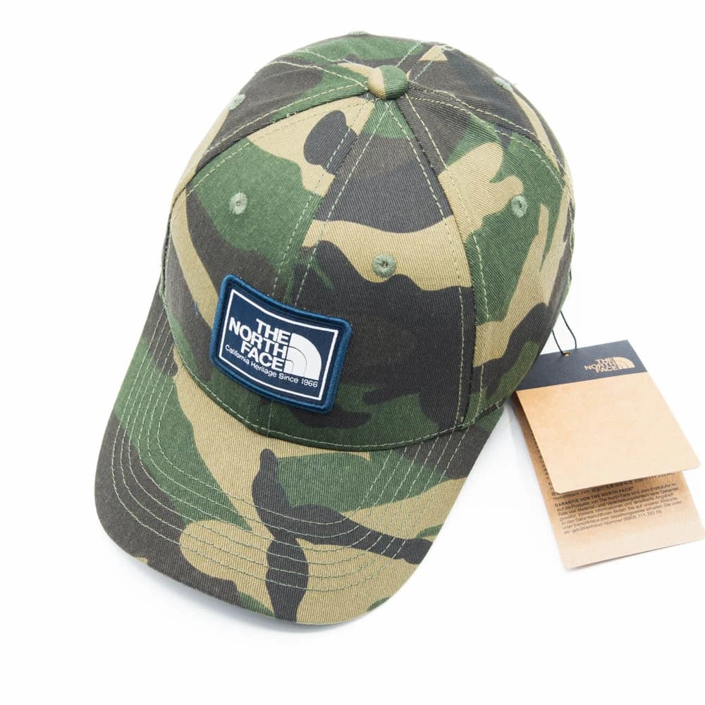 THE NORTH FACE CAMOFLAGE